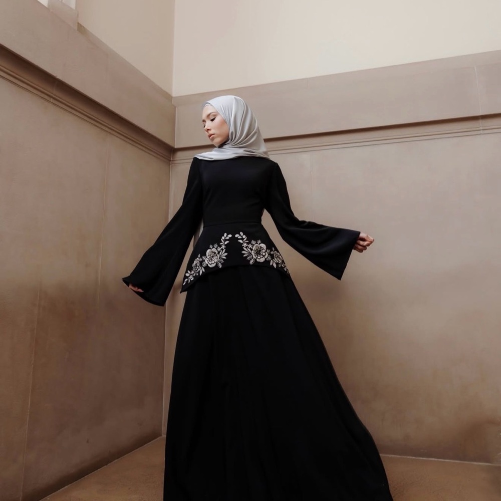 NWT | Batul the Collection Embroidered Modest Dress - Classic Elegance - Picture 4 of 5